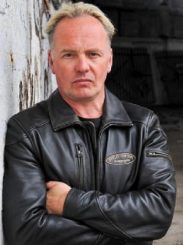 Portrait of Steve Berry