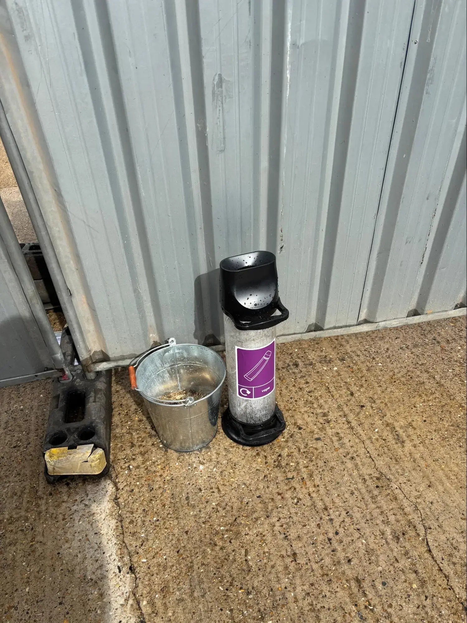 Vape disposal metaphor.